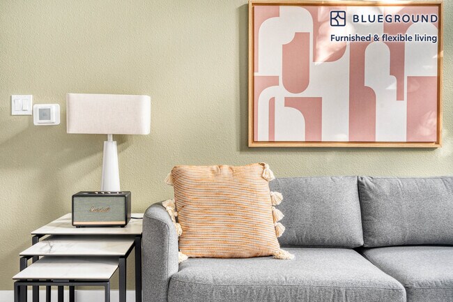 Foto del edificio - 1545 San Antonio St