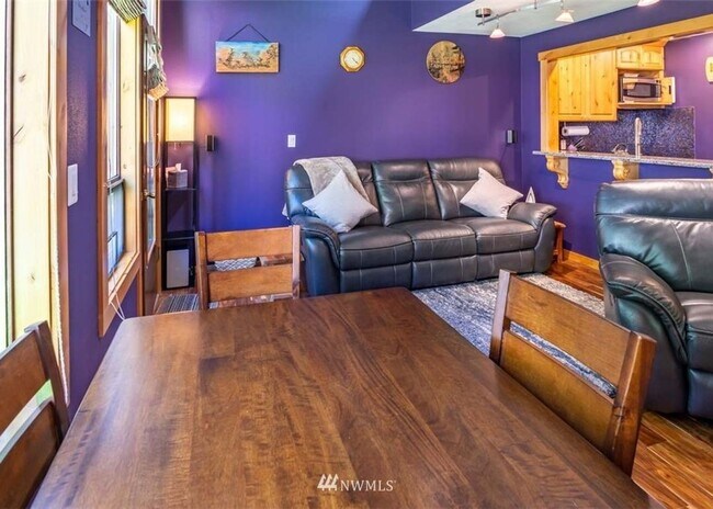 Building Photo - Charming 2BR Condo in Deming