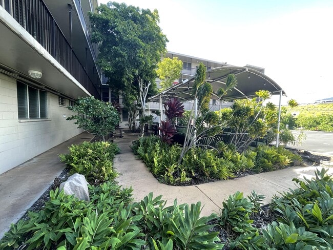 Building Photo - Kalo Terrace