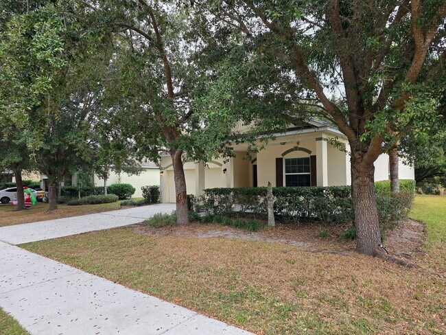 Building Photo - Three Bedroom Home at Lake Pleasant Cove in Apopka