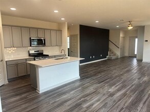 Building Photo - 7809 Linnie Ln