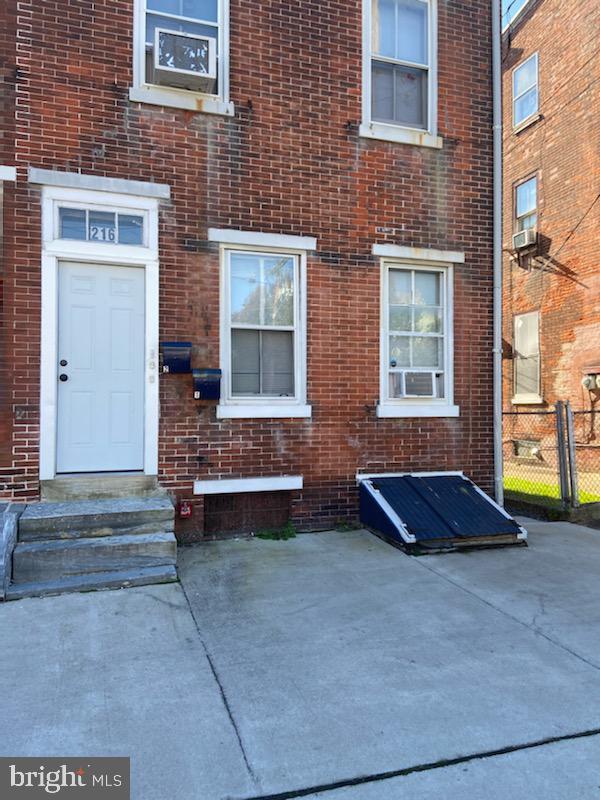 216 E Broad St, Burlington, NJ 08016 Townhome Rentals in Burlington