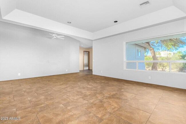 Foto del edificio - 16411 E Segundo Dr