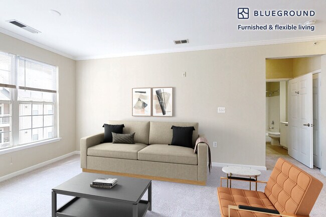 Building Photo - 2350 26th Ct S