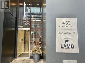 Building Photo - 458 Richmond St W
