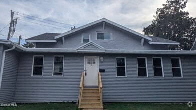 Building Photo - 4 Ten Eyck Ave