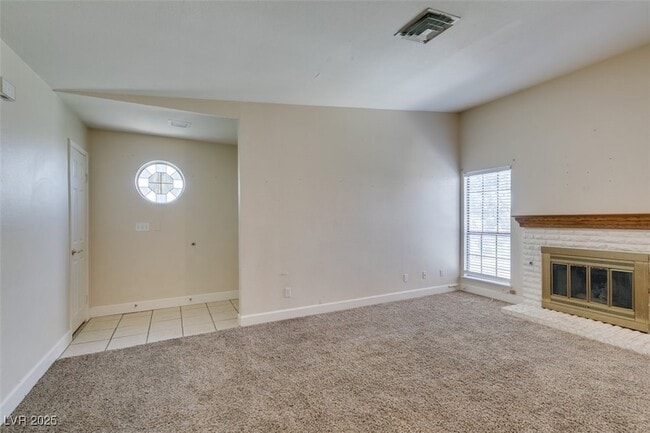Building Photo - 1751 E Reno Ave