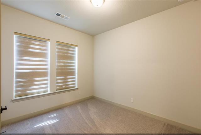 Foto del edificio - 821 Bent Brook Rd