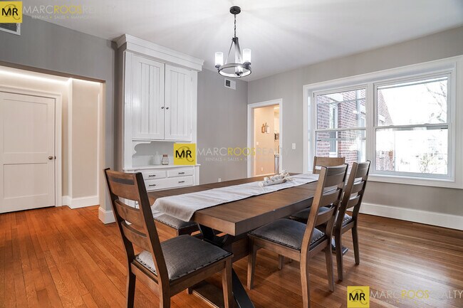 Foto del edificio - 187 Babcock St