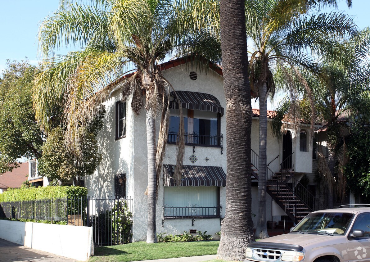 Foto del edificio - 425 Olive Ave