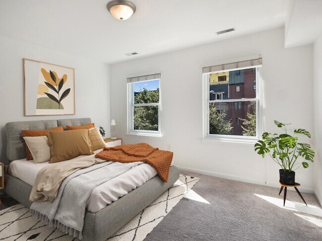 Foto del edificio - 1317 Belmont St NW