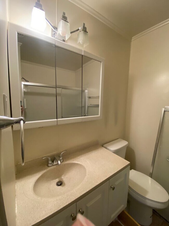 Foto del edificio - Single Family Home Close to Military bases in Diamond Springs Rd. area