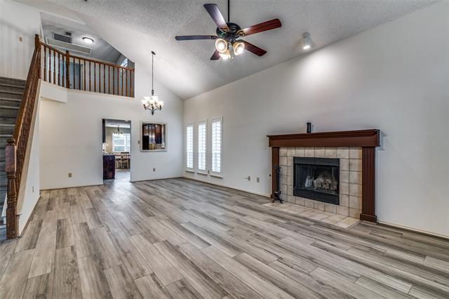 Building Photo - 524 Raintree Cir