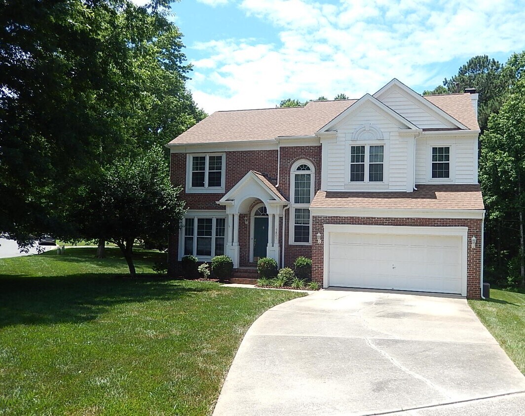 Primary Photo - 9801 Goodrum Ct