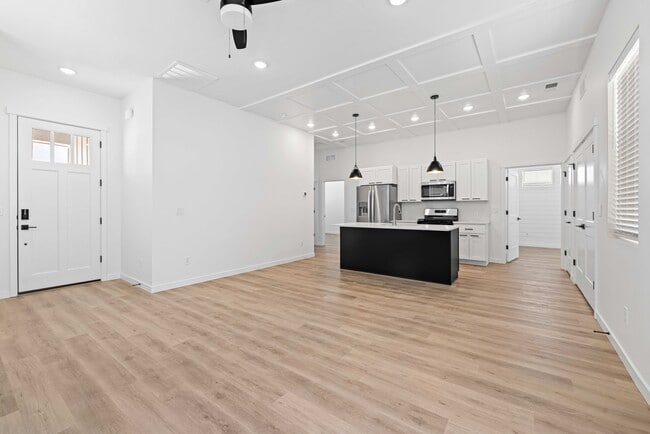 Foto del edificio - 4203 Hill Ln