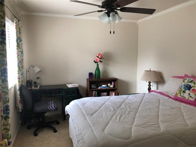 Foto del edificio - 5723 Cedar Creek Dr