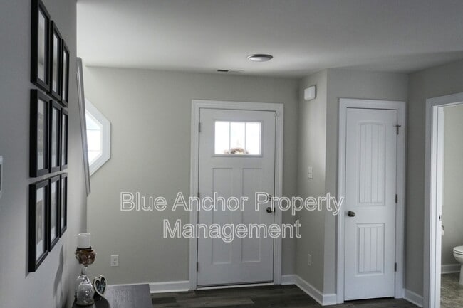 Building Photo - 206 Browns Ferry Rd