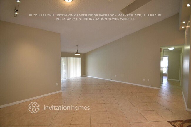 Foto del edificio - 9701 NW 14th St