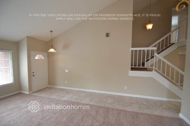 Foto del edificio - 2414 S Woodlark Dr