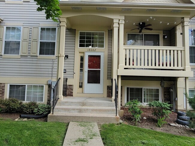 Foto del edificio - 18602 W Sterling Ct