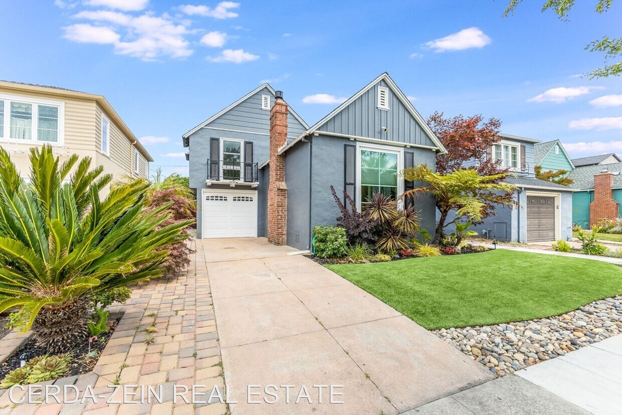 Primary Photo - 2 br, 1.5 bath House - 2821 Windsor Drive