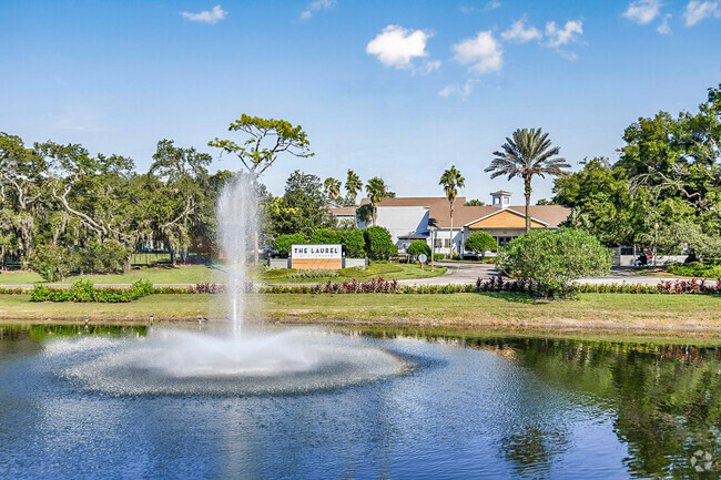 Serene lake - The Laurel at Altamonte