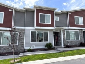 Building Photo - 3738 Soft Whisper Wy
