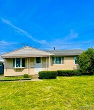 Building Photo - 53 Winkler Dr