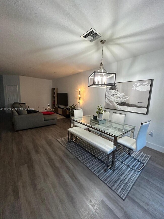 Foto del edificio - 11625 NW 87th Ln