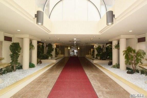 Foto del edificio - 360 Shore Rd