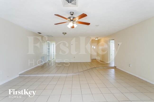 Foto del edificio - 6910 297th Ave N