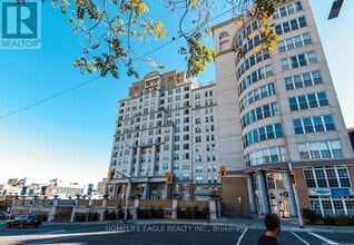 Building Photo - 135 James St S