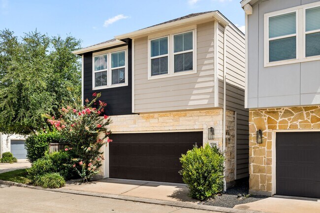 Foto del edificio - 9914 Brickhouse Dr