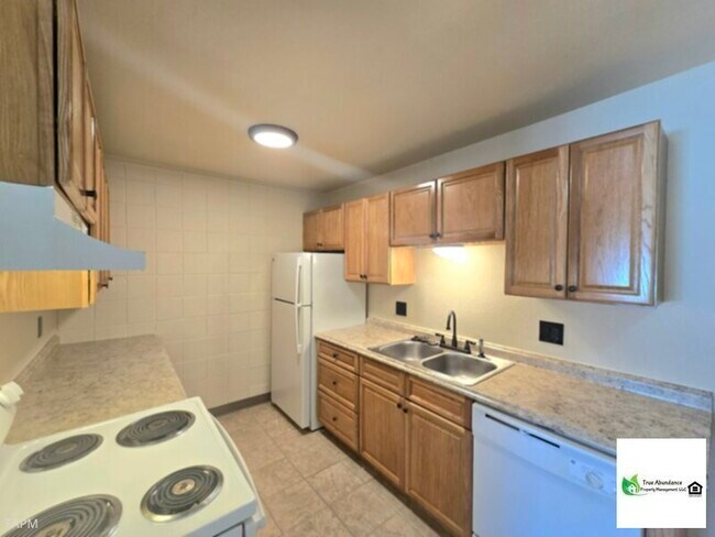 Foto del edificio - Charming Two Bedroom apt in Windsor CO!