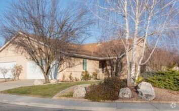 Building Photo - 1504 Plumas Ct