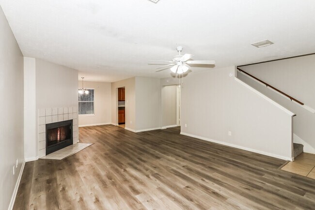 Foto del edificio - 6803 Hedgewick Dr