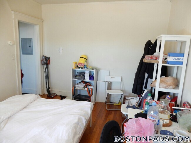 Foto del edificio - 1179 Boylston St