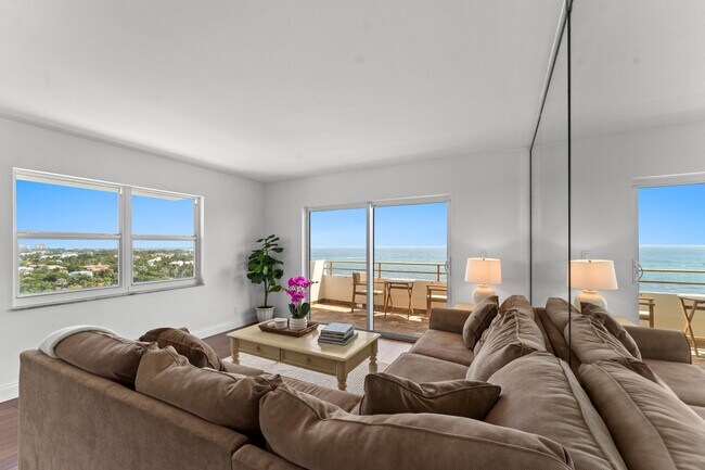 Foto del edificio - 1630 N Ocean Blvd
