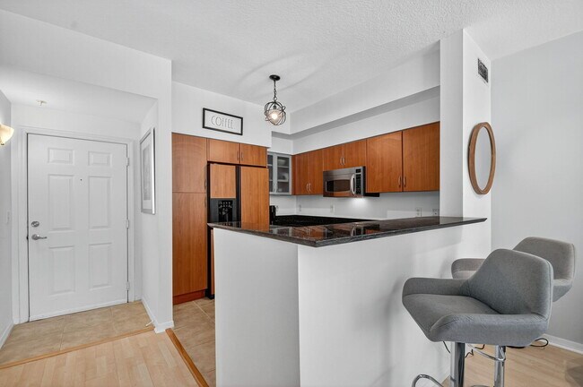 Foto del edificio - 806 E Windward Way