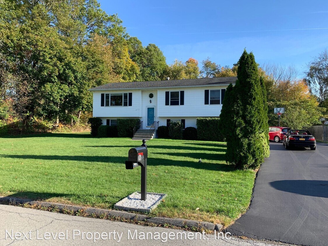 Primary Photo - 3 br, 2 bath House - 6 Stanley Ln