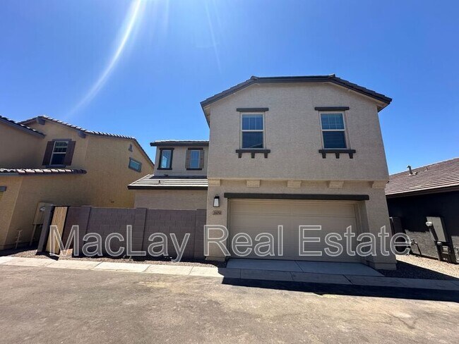 Foto del edificio - 3809 N 100th Dr