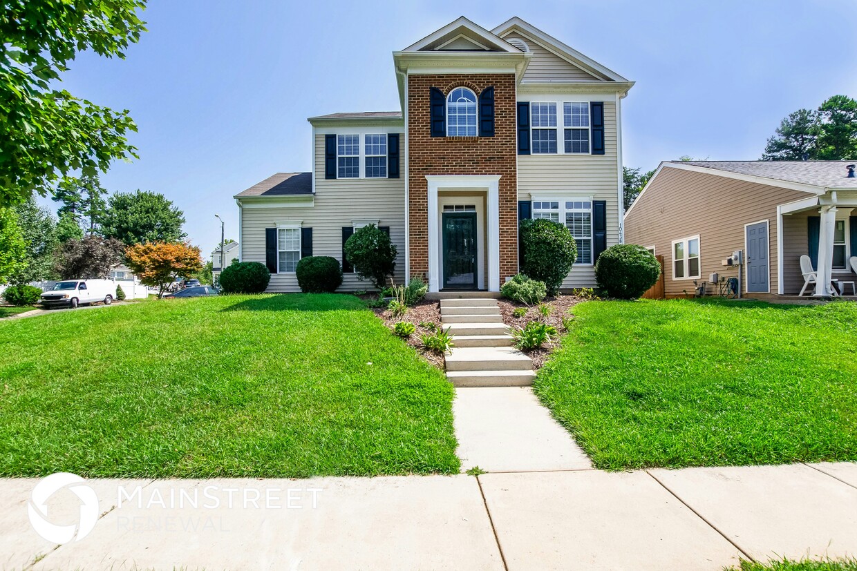 Primary Photo - 10438 Hugue Way