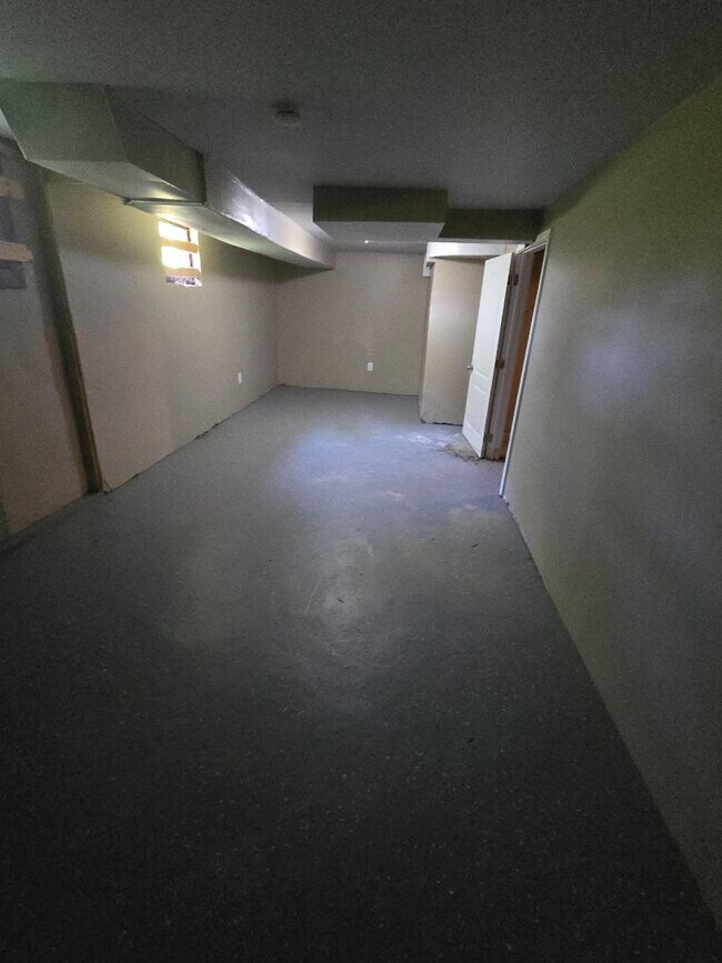 Foto del edificio - 7008 Paisley Dr
