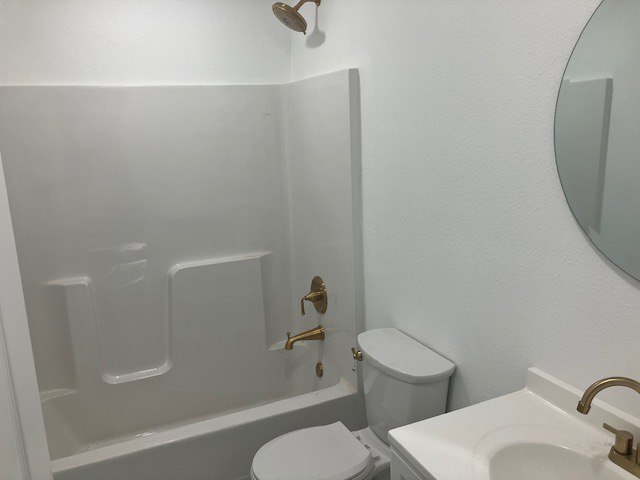 Building Photo - 574 Yosemite Way