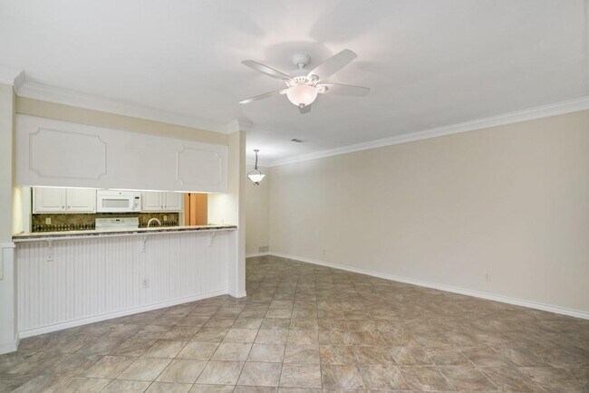 Foto del edificio - 2208 Indian Trail