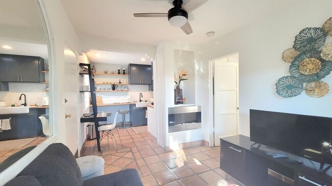 Building Photo - Charming, Fully Furnished Spanish-Style Du...