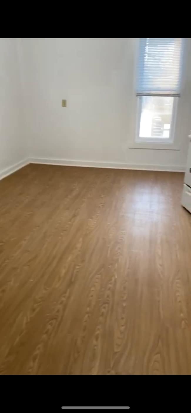 room - 2107 9th St