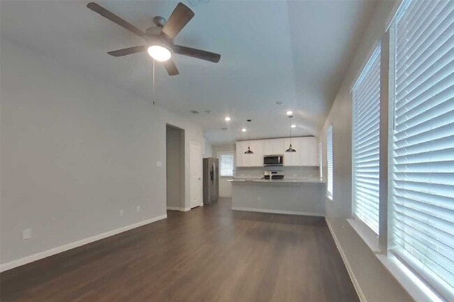 Building Photo - 6918 Scarlet Sagebrush St