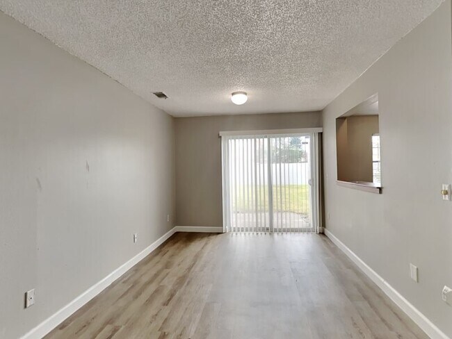 Building Photo - 2639 Graduate Ct