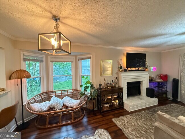 Building Photo - 5045 Laurel Springs Way SE